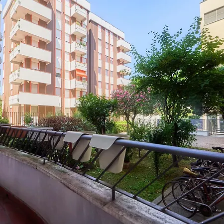 I-host - Ponti 54 Daire Milano